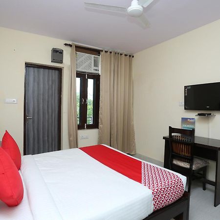 Hotel O Awesome Villa Near Appu Ghar Gurgaon Exterior foto
